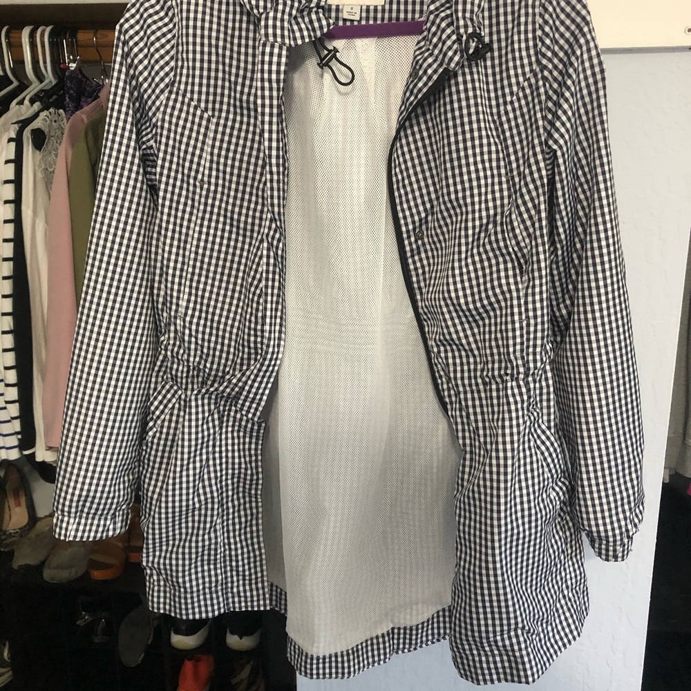 Gingham rain coat